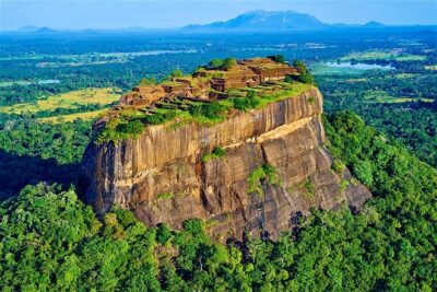 Sigiriya & Dambulla Private Day Trip with Entry Fees & Lunch