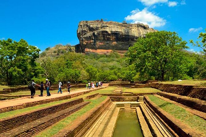 Sigiriya Day Trip with Experts - Sigiriya Rock and the two-hour fortress visit