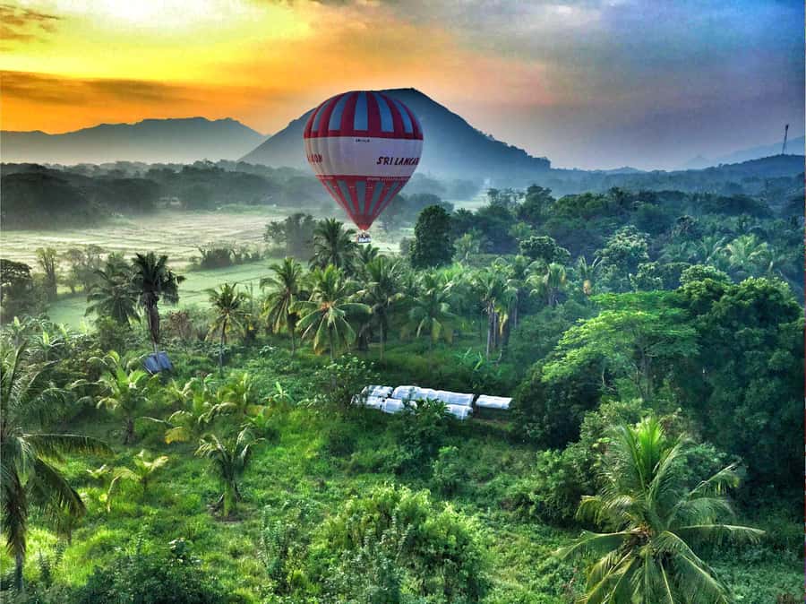 Sigiriya: Hot Air Balloon Ride - Weather, cancellations, and the best travel window
