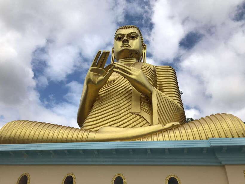 Sigiriya Lion's Rock & Dambulla Golden Cave Temple Trip - What This Two-Day Trip Really Includes