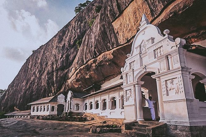 Sigiriya, Polonnaruwa & Dambulla "Trilogy" Day Tour from Colombo - The real price: $92 plus site admissions