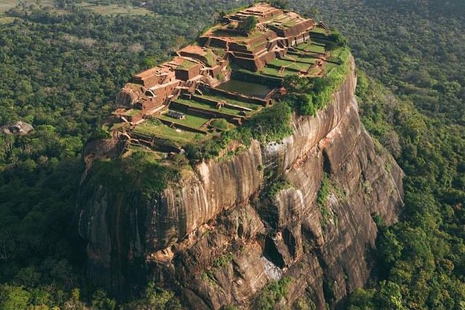 Sigiriya, Polonnaruwa & Dambulla "Trilogy" Day Tour from Colombo - The driver can make or break the day