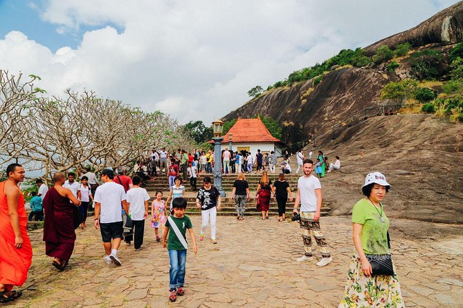 Sigiriya Rock and Dambulla Cave All Inclusive Private Day Trip - Private does not always mean fully guided