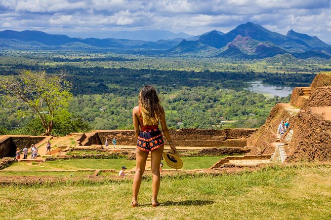 Sigiriya Rock and Dambulla Cave All Inclusive Private Day Trip - What to pack for the climb and temple visit