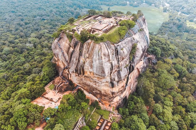 Sigiriya Rock and Dambulla Cave Temple Day Tour - Lunch before the two-hour Sigiriya visit