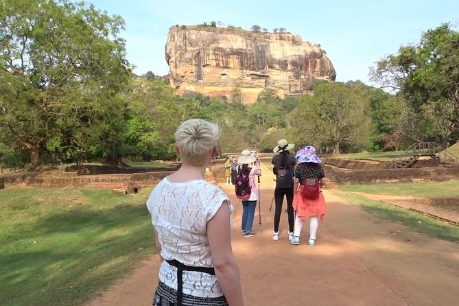 Sigiriya Rock & Dambulla Cave Temple Private Guided Day Trip - Timing, heat, and the height issue