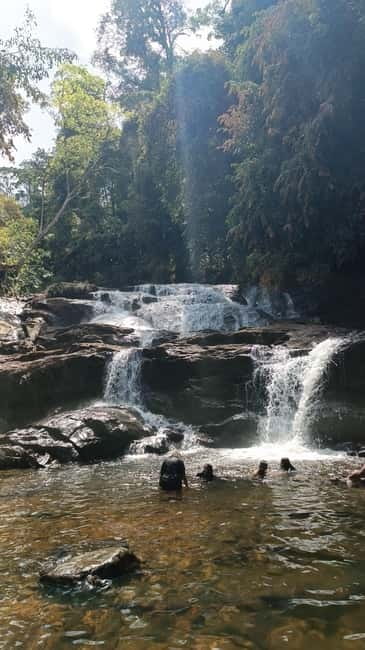 Sinharaja Rainforest: Tour with 5 Waterfalls Trek - Swimming at a cool waterfall