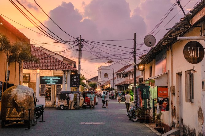 Southern Coast Highlights from Colombo - Galle Lighthouse and the Indian Ocean