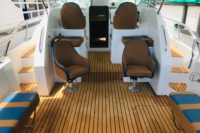 Sports Boat- Private Whale Watching Trip( free breakfast & paid pick-up) - Searching for blue whales near Mirissa