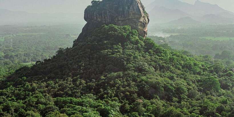 Sri Lanka: 3N4Day guided FULL TOUR with hotel accommodations - Who should book this four-day route?