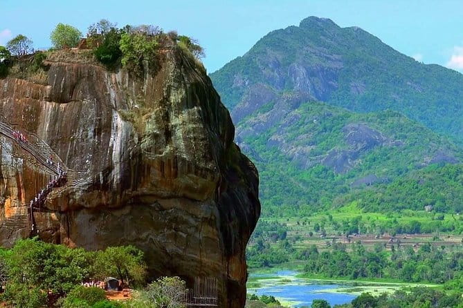 Sri Lanka 4 Day Private Tour - Day four: Nuwara Eliya and the famous rail journey
