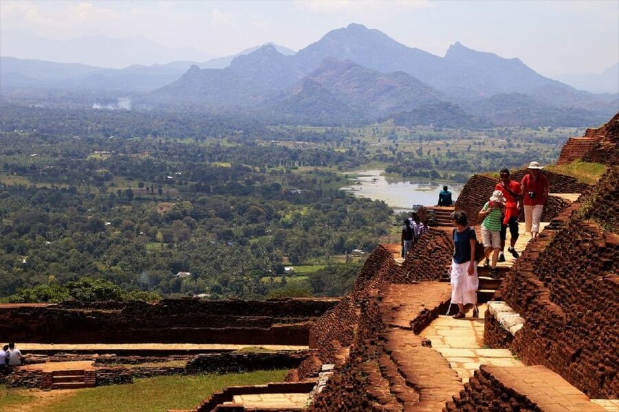 Sri Lanka Bentota: Day Trip to Sigiriya and Dambulla Temple - How to prepare for the early start