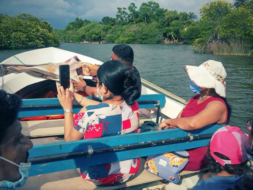 Sri Lanka Bentota: Private Mangrove Lagoon and River Cruise - Leaving Bentota Bridge for the river