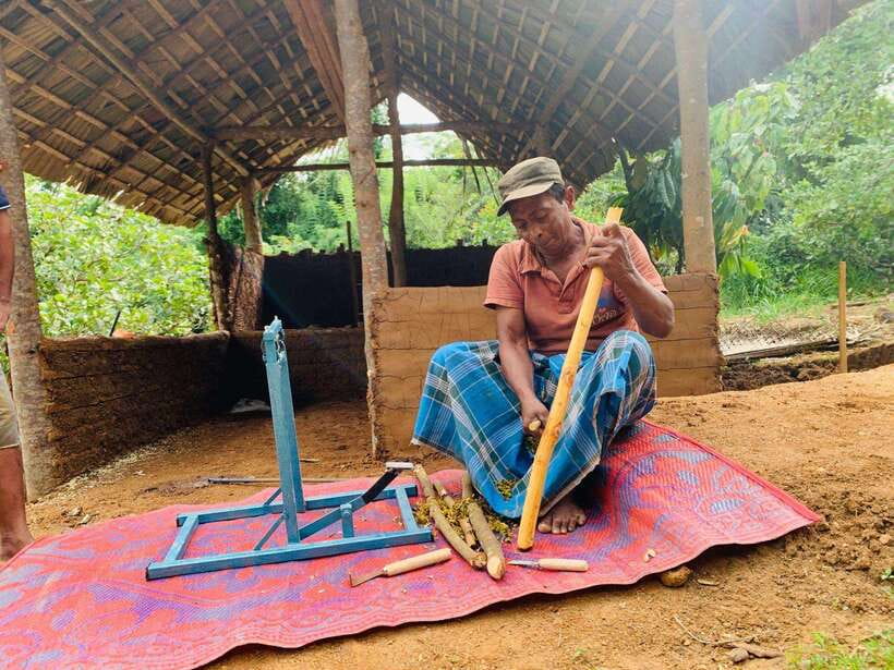 Sri Lanka: Ceylon Cinnamon Experience & Spice Garden Tour - The Tasting Table: Fresh Spice, Fruit, and Tea