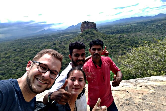 Sri Lanka Culture Tour - Kandy and the Temple of the Tooth