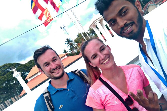 Sri Lanka Culture Tour - Nuwara Eliya, tea country and a change of climate