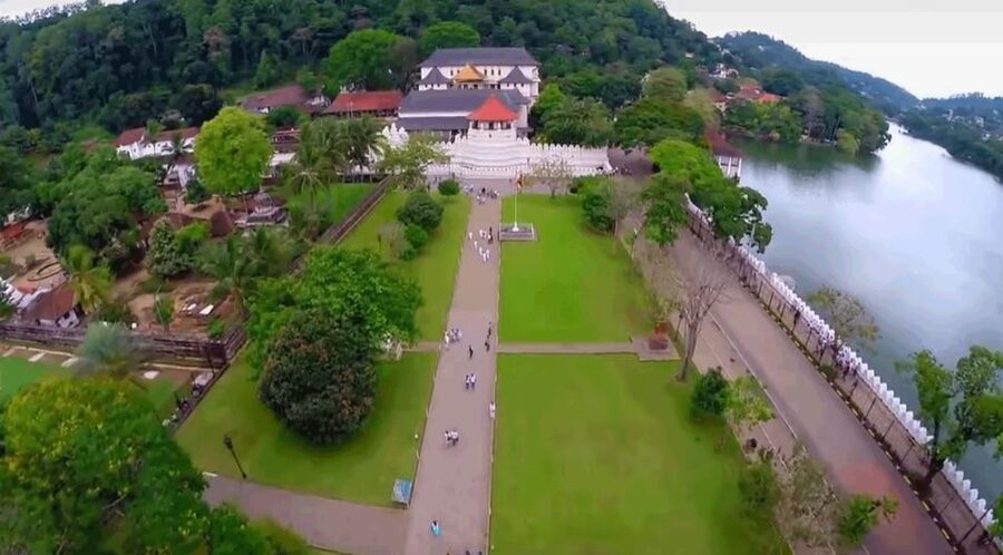 Sri Lanka Private 2-day Tour:Train Trip, Kandy, Nuwara Eliya - Who will enjoy this two-day route