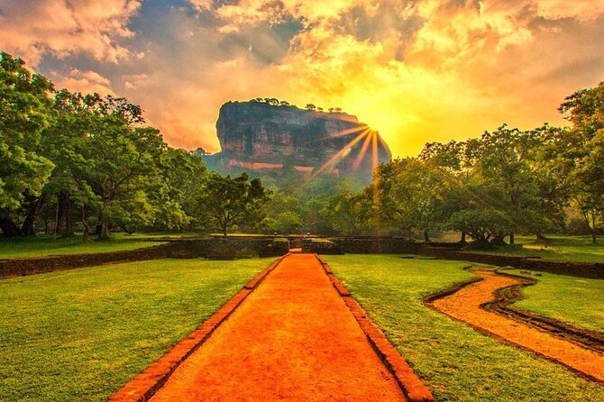 Sri Lanka Private Tour 8 days-Driver/vehicle/accommodation H/B - Key points to know before booking