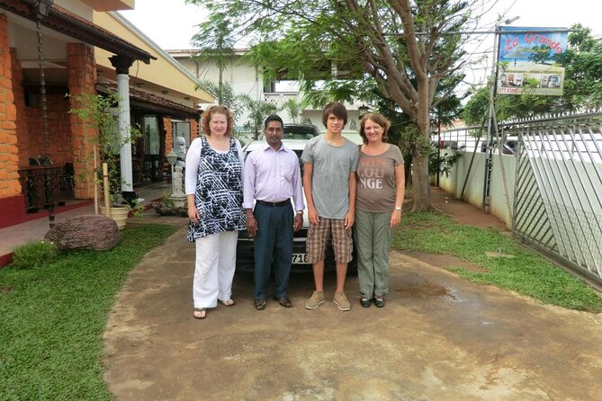 Sri Lanka Sightseeing - Private Transport: Customizable - Kandy, the Temple of the Tooth, and the Botanical Garden