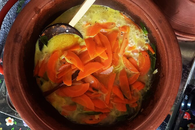 Sri Lankan cooking class with Nilu Kandy( FREE PICKUP & Drop) - Leaving Kandy for a home kitchen