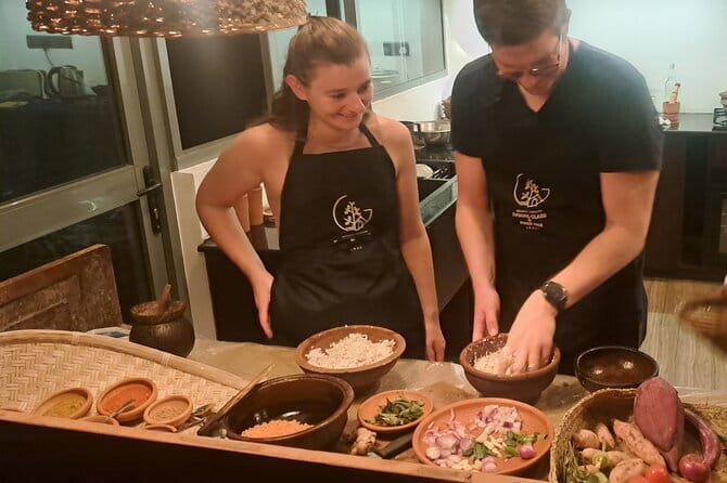 Srilankan Cooking class by FFL kandy - How the Kandy stops fit with the cooking class