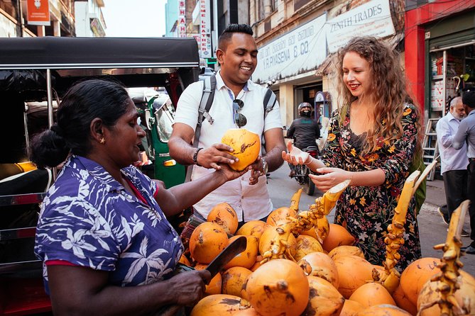 The 10 Tastings of Colombo With Locals: Private Street Food Tour - Key points to know before booking