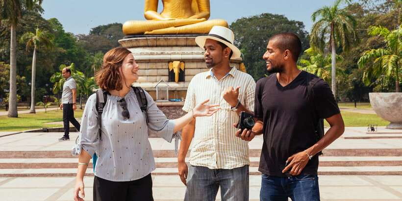 The True Essence of Colombo:Private Highlights & Hidden Gems - Buddhist statues beside the lake