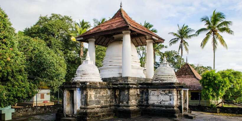 Three Temples Loop In Kandy Day Tour By Tuk Tuk - Key points to know before booking
