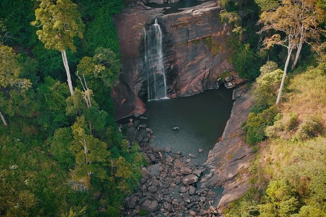 Tour to the Hidden Waterfalls around Kandy (Knuckles Range) - Jodu Ella and its twin falls