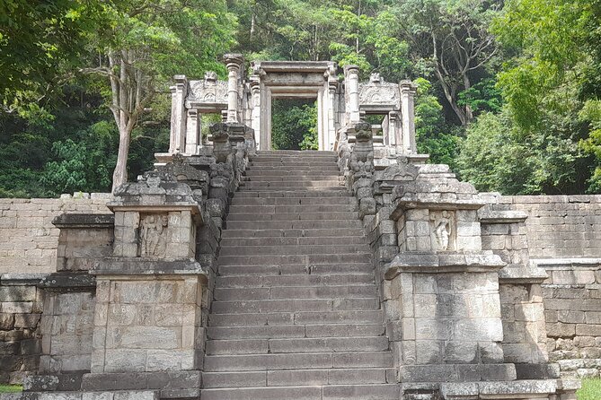 Tours and Transportation in Sri Lanka - Handling weather and disrupted plans