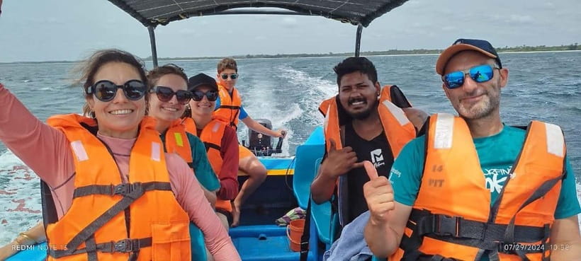 Trincomalee: Dolphin & Whale Watching Boat Tour - Is $40 good value?