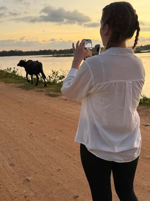 Yala Village Tour: Pottery Class, Lake and Temple Visits - Why this village tour feels different from a standard Yala stop